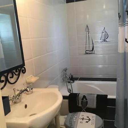 Maison De Caractere Independante A 10' Des Plages Hotel *