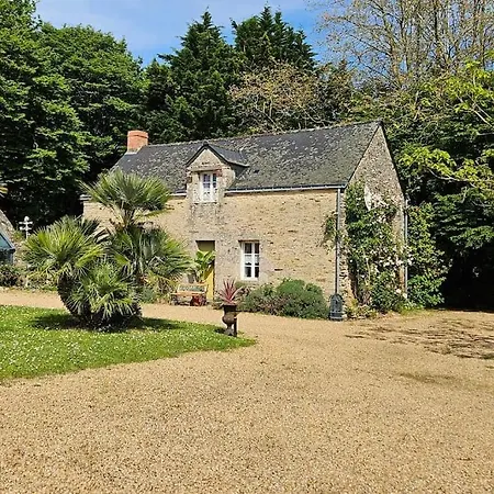 Maison De Caractere Independante A 10' Des Plages *