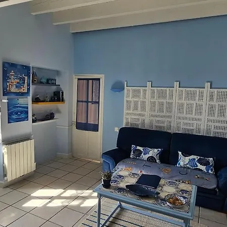 Maison De Caractere Independante A 10' Des Plages Hotel *