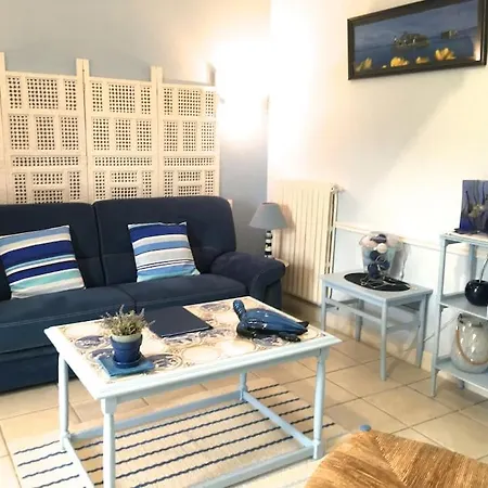 Maison De Caractere Independante A 10' Des Plages *